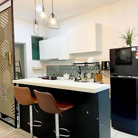 Cosmo Maison Damansara Damai Екстериор снимка